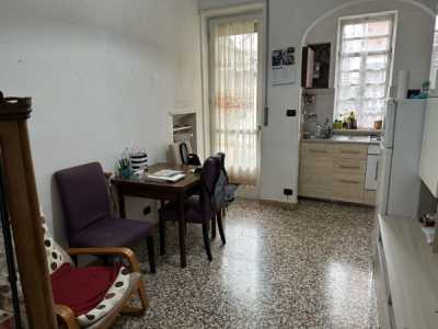 Appartamento in Affitto a Torino via Trinitã  2